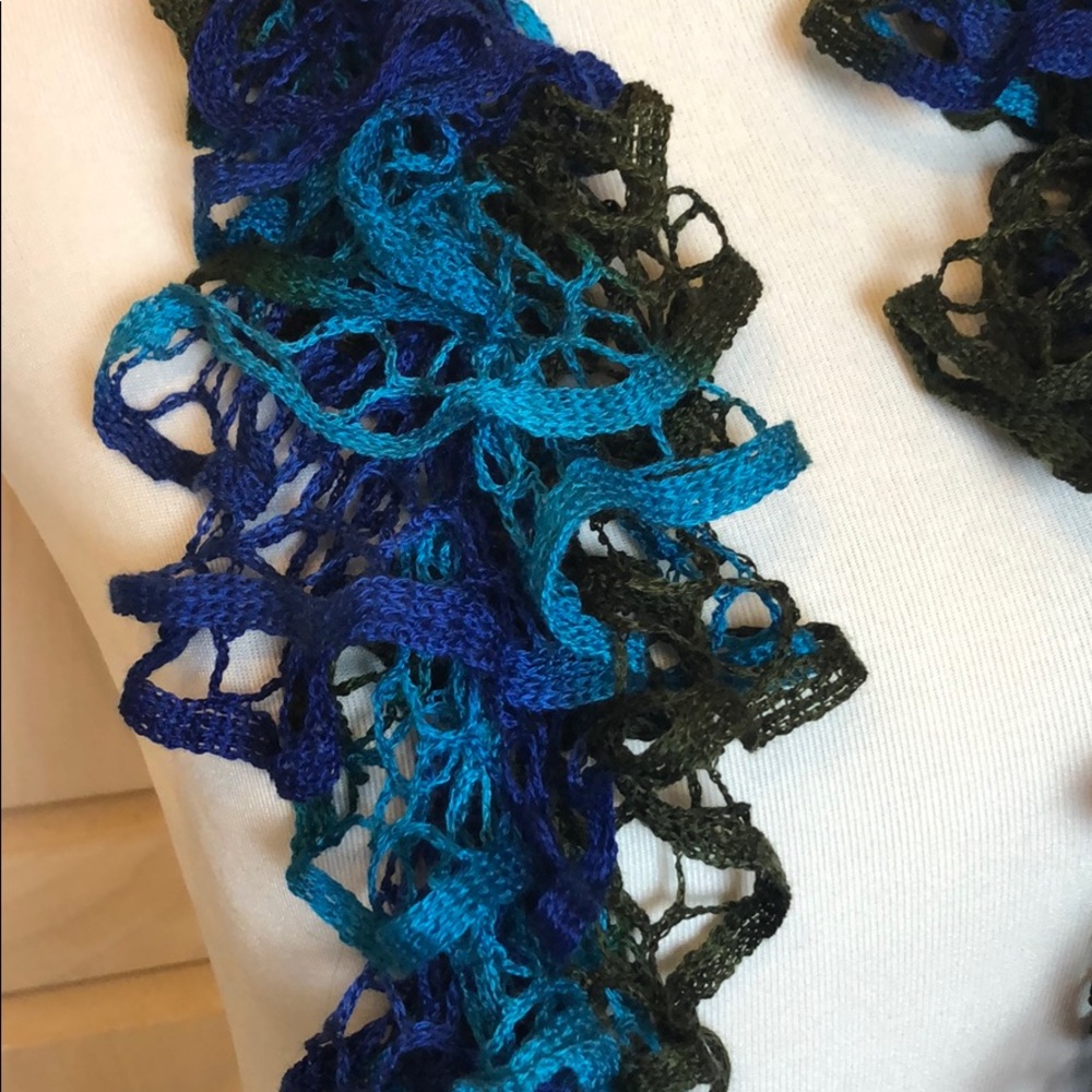 Unique Handmade Scarf 🧣 - Picture 2 of 2